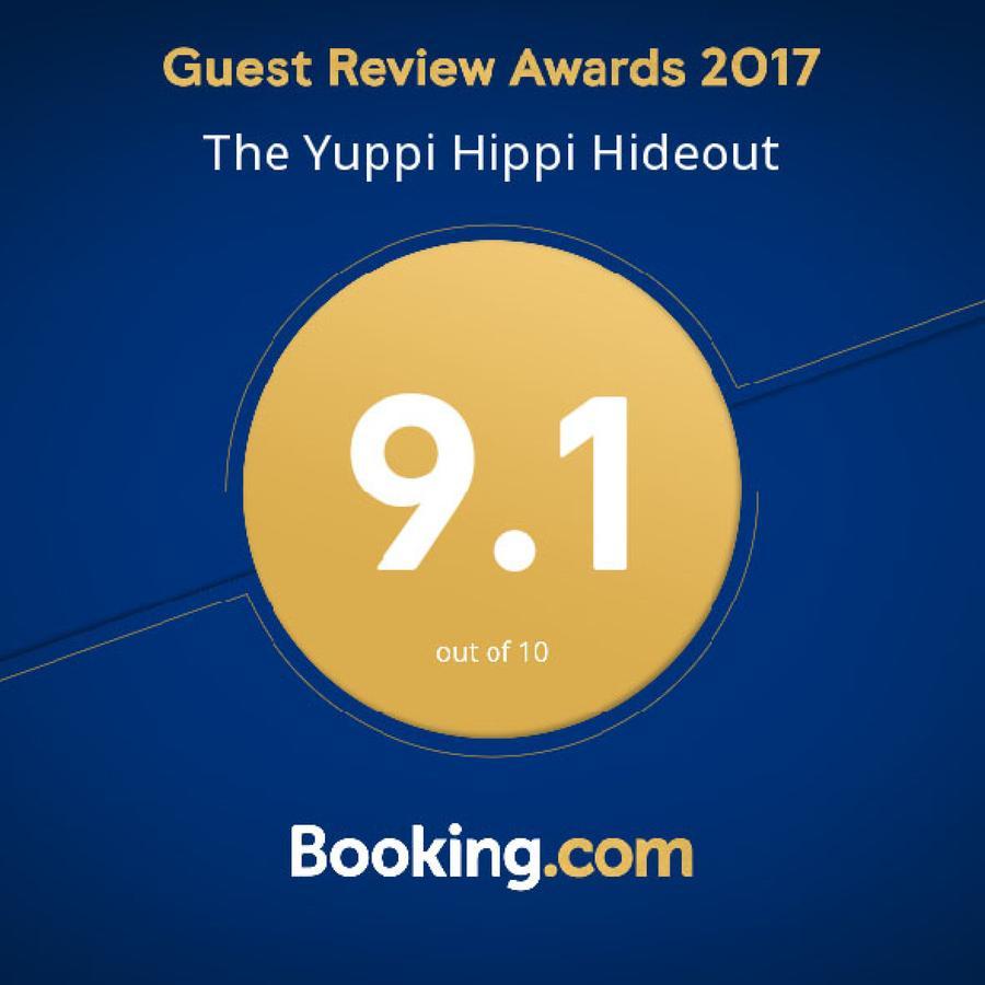 Отель The Yuppi Hippi Hideout Анжуна Экстерьер фото